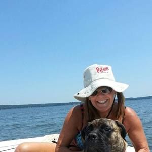 Meet your Posher, Cami